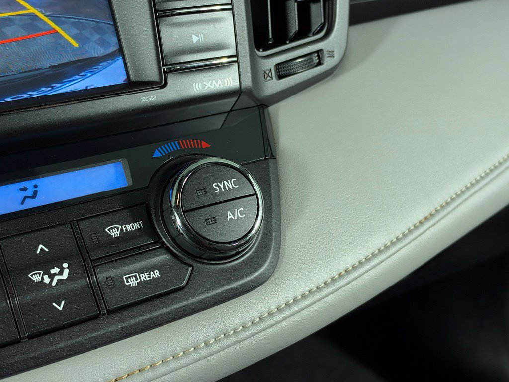 Used 2018 Toyota RAV4 XLE w/ Plus Extra Value Package AWD/4WD image 20