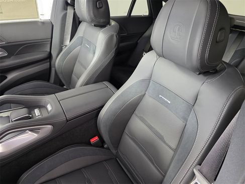 New 2026 Mercedes-Benz GLE 53 AMG 4MATIC Coupe image 8