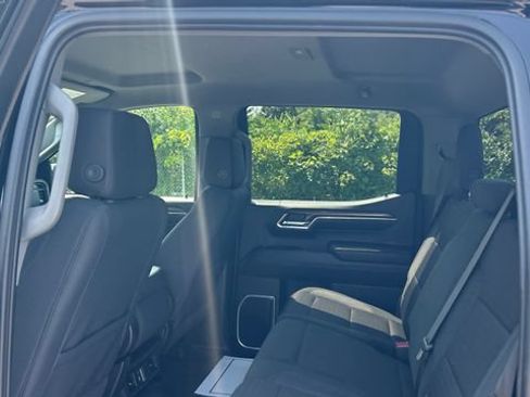 Used 2024 Chevrolet Silverado 1500 LT AWD/4WD image 22