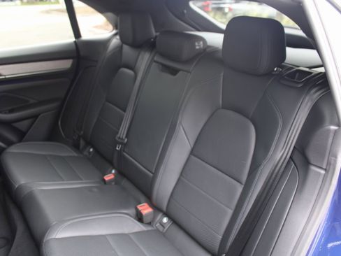 Used 2024 Porsche Macan 4 Electric image 30