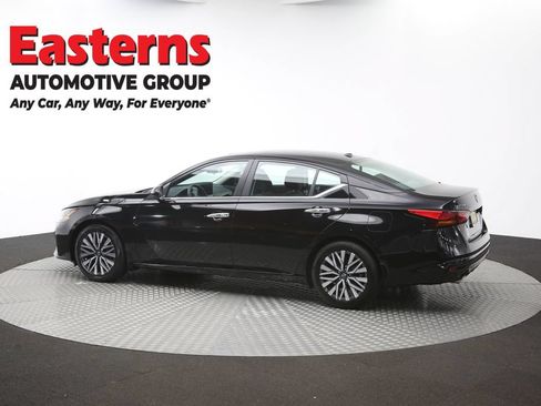 Used 2024 Nissan Altima 2.5 SV w/ SV Premium Package FWD image 63