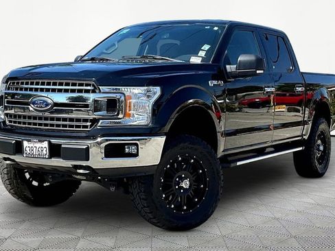 Used 2018 Ford F150 XLT w/ Equipment Group 302A Luxury AWD/4WD image 3