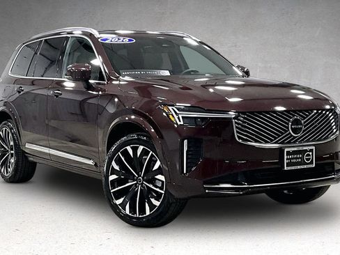 Certified 2026 Volvo XC90 B5 Plus w/ Protection Package Premier AWD/4WD image 3