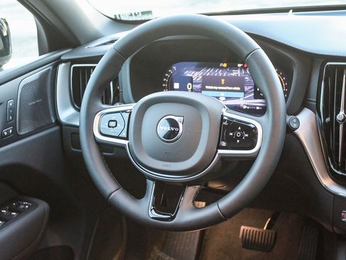 New 2026 Volvo XC60 B5 Ultra w/ Climate Package PRO image 18