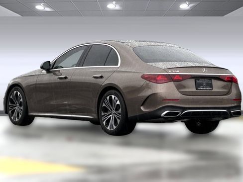 Used 2026 Mercedes-Benz E 350 Sedan image 3