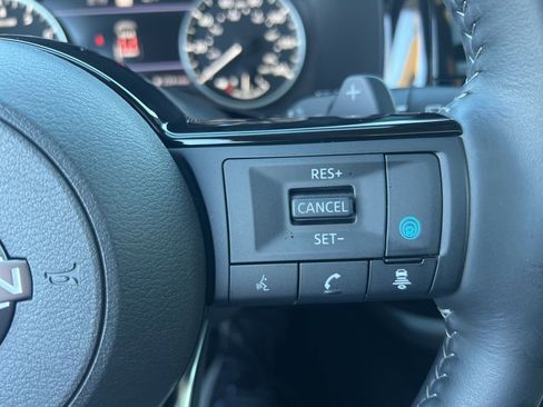 Certified 2025 Nissan Pathfinder SL w/ SL Premium Package image 62