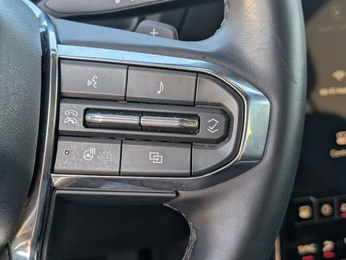 Used 2026 GMC Terrain Elevation w/ Elevation Premium Package AWD/4WD image 21