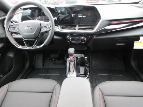 New 2026 Chevrolet Trax RS image 15