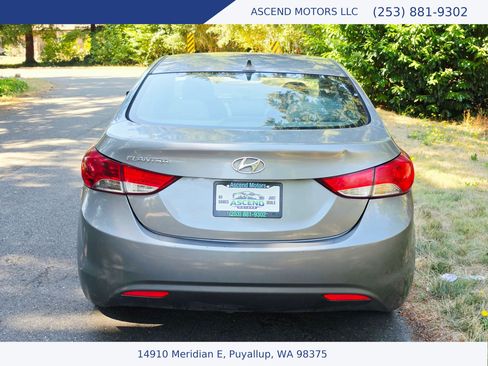 Used 2013 Hyundai Elantra GLS w/ Preferred Pkg FWD image 4