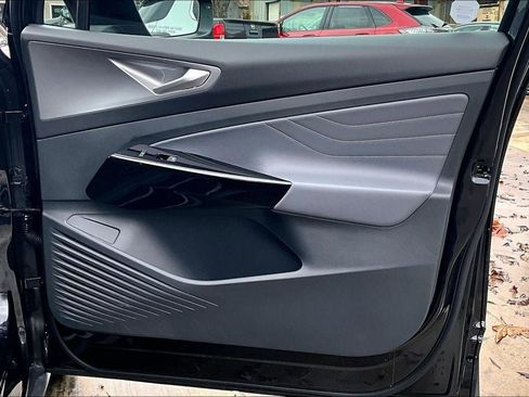 Certified 2023 Volkswagen ID.4 Pro S Plus image 27