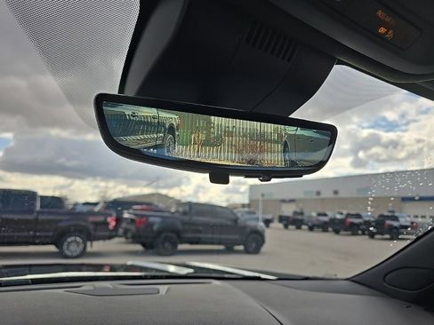 Used 2024 GMC Yukon XL Denali Ultimate image 34