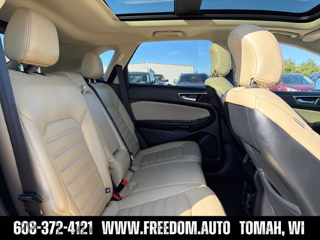 Used 2016 Ford Edge SEL w/ Equipment Group 201A AWD/4WD image 32