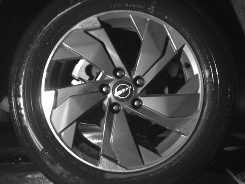 Used 2025 Nissan Rogue SV image 15