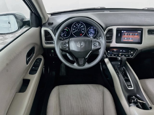 Used 2018 Honda HR-V EX image 11
