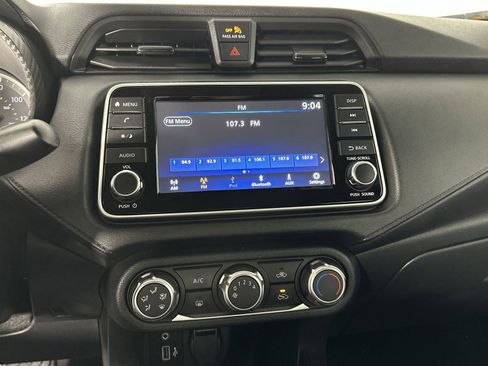 Used 2024 Nissan Versa S w/ Trunk Package image 21