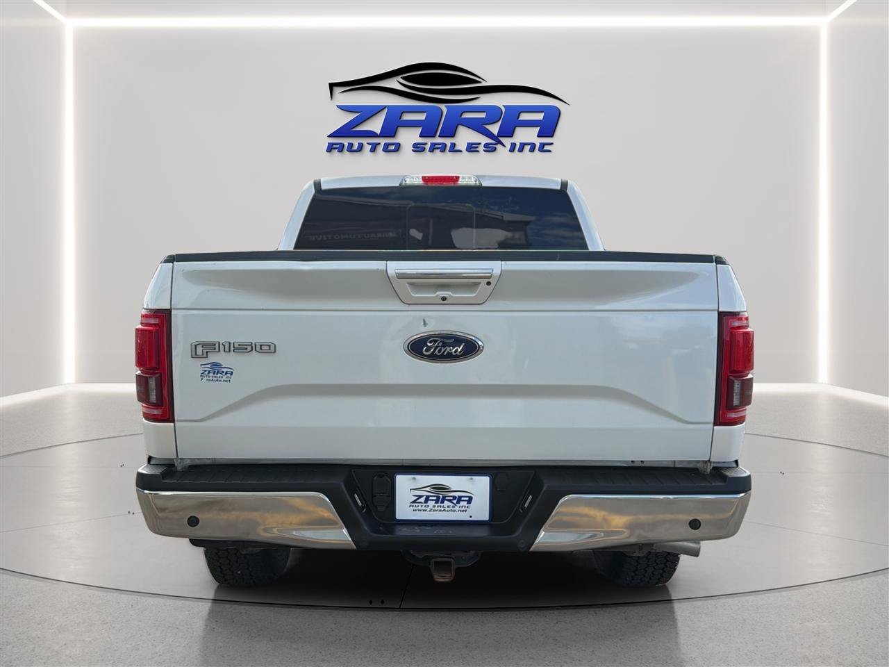 Used 2017 Ford F150 Lariat w/ Equipment Group 502A Luxury AWD/4WD image 6