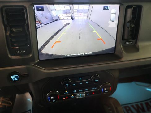 Used 2024 Ford Bronco Everglades image 20