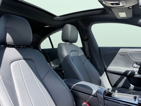 Used 2025 Mercedes-Benz CLA 250 image 55