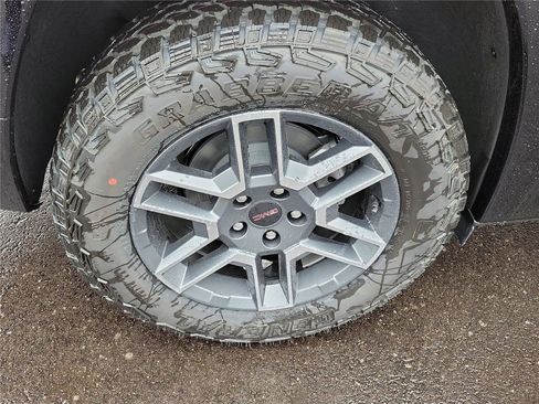 New 2026 GMC Terrain AT4 w/ Technology Package II image 5