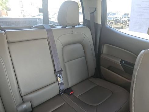 Used 2016 GMC Canyon SLT w/ Driver Alert Package AWD/4WD image 13