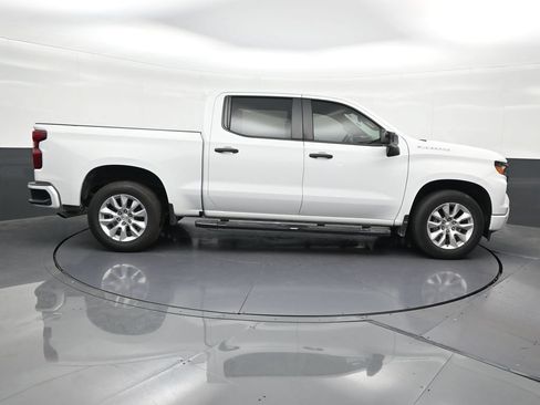 Used 2023 Chevrolet Silverado 1500 Custom RWD image 7