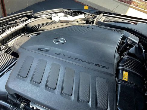 Used 2023 Mercedes-Benz E 450 4MATIC Sedan image 30