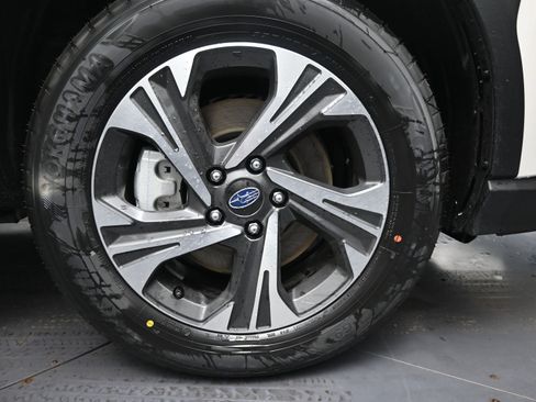 New 2026 Subaru Crosstrek 2.0i Premium image 17