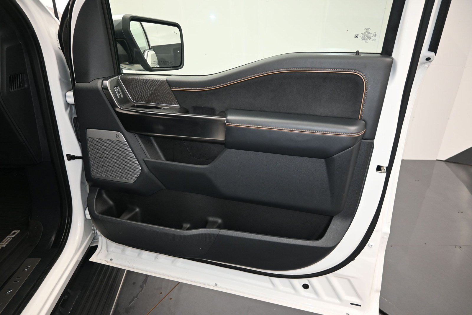 Used 2022 Ford F150 Platinum AWD/4WD image 16