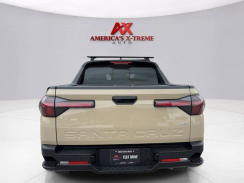 Used 2023 Hyundai Santa Cruz SEL w/ Activity Package image 4