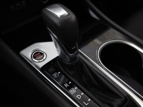 Used 2024 Nissan Altima 2.5 SV image 40