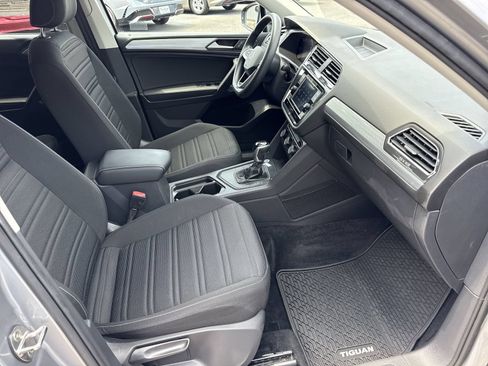 Used 2022 Volkswagen Tiguan S FWD image 30