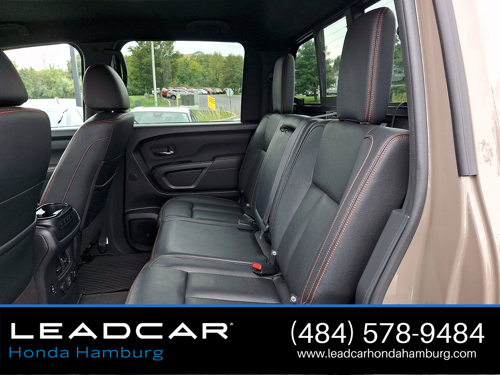 Used 2023 Nissan Titan PRO-4X w/ Pro-4x Convenience Package AWD/4WD image 11