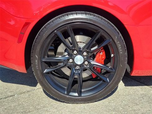 Used 2023 Chevrolet Camaro SS image 9