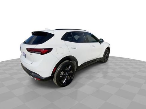 Used 2022 Buick Envision Essence w/ Sport Touring Package FWD image 2