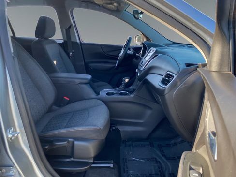 Used 2024 Chevrolet Equinox LT FWD image 15