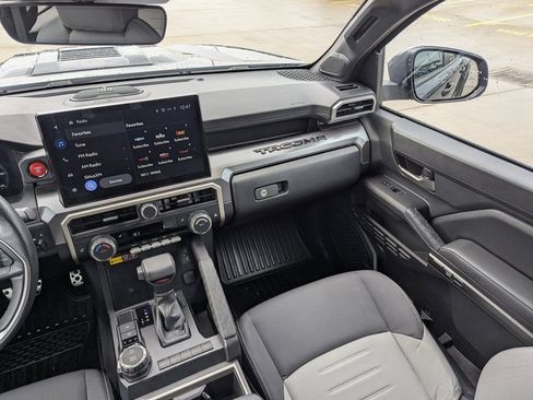 Used 2024 Toyota Tacoma TRD Sport w/ TRD Sport Upgrade Package image 26