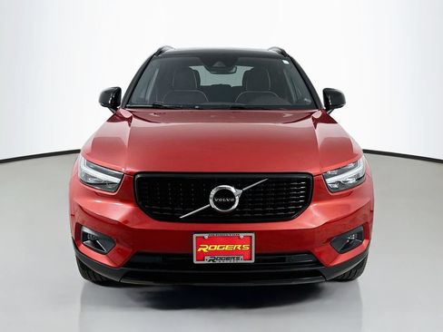 Used 2020 Volvo XC40 T5 R-Design AWD/4WD image 2