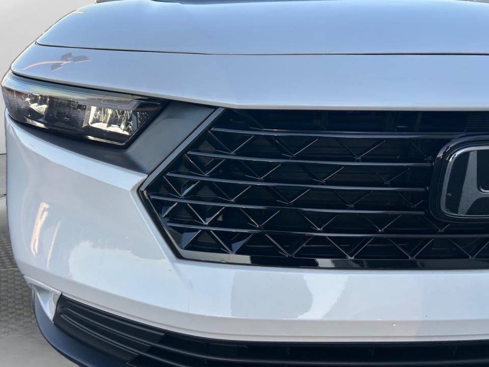 Certified 2024 Honda Accord EX image 28