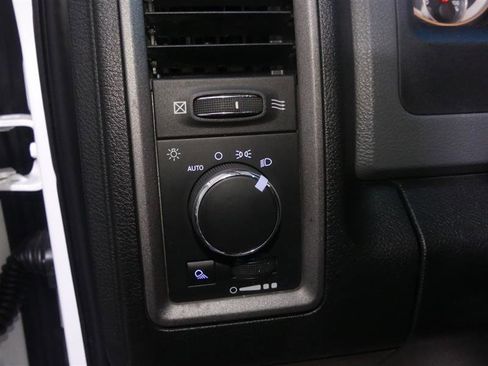 Used 2016 RAM 1500 Tradesman w/ Power & Remote Entry Group image 19