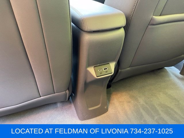 Used 2023 Chevrolet Bolt EUV Premier w/ Super Cruise Package FWD image 22
