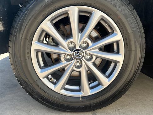 Certified 2025 MAZDA CX-5 AWD 2.5 S w/ Preferred Package image 25
