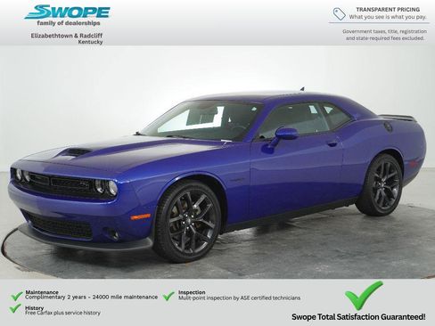Used 2022 Dodge Challenger R/T w/ Blacktop Package RWD image 8