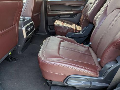 Used 2023 Ford Expedition Limited AWD/4WD image 27