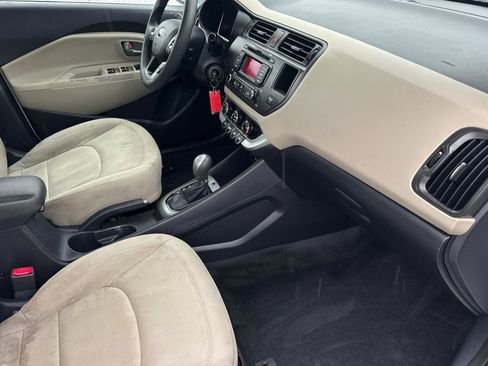 Used 2013 Kia Rio EX image 15