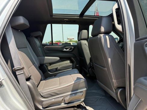 Used 2023 Chevrolet Tahoe High Country image 12