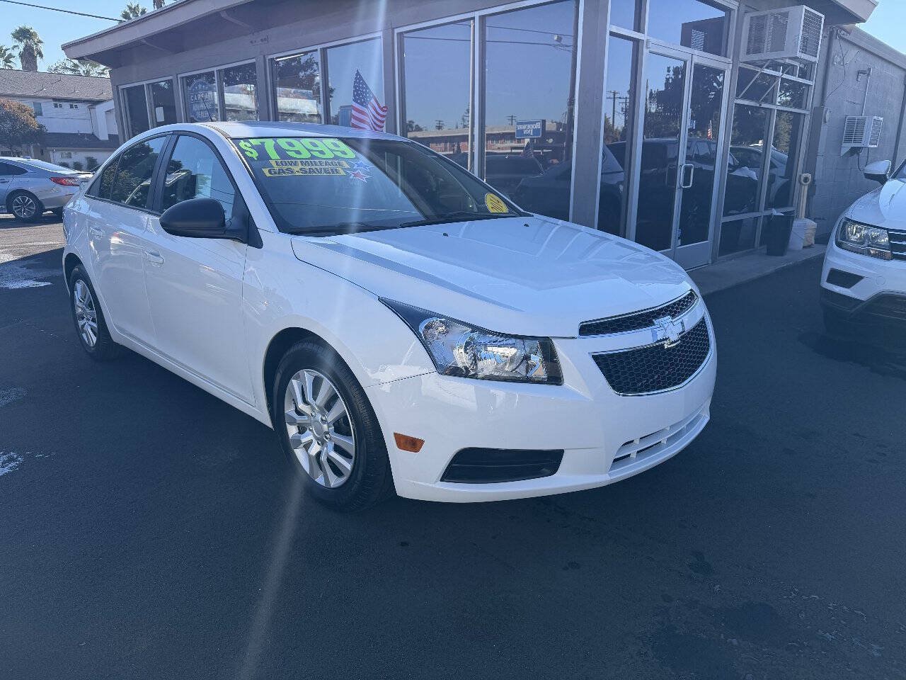 Used 2014 Chevrolet Cruze LS FWD image 2
