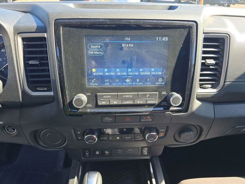 Used 2024 Nissan Frontier SV w/ Technology Package image 24
