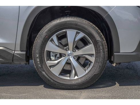 Certified 2025 Subaru Ascent Premium AWD/4WD image 9