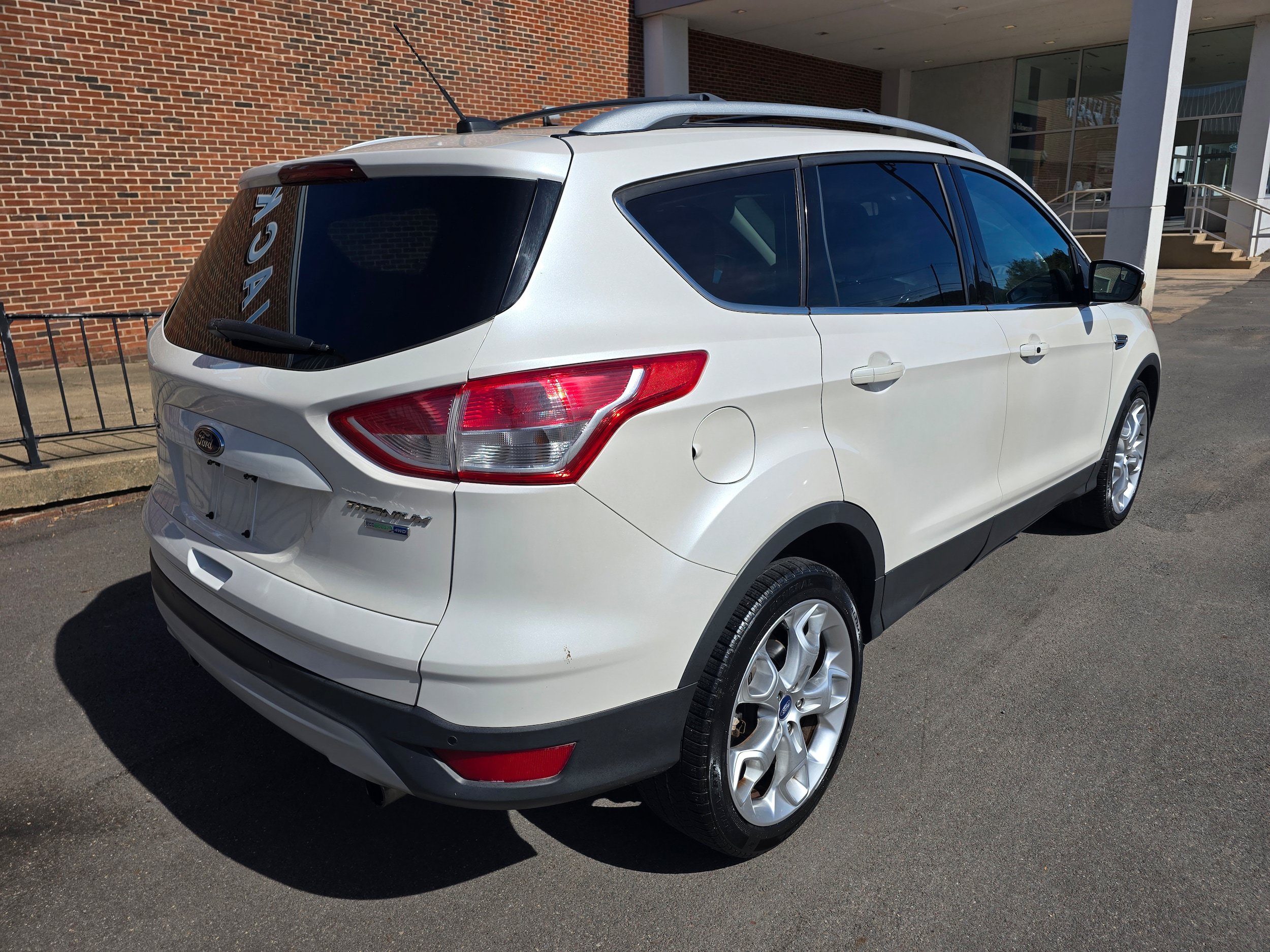 Used 2013 Ford Escape Titanium AWD/4WD image 7