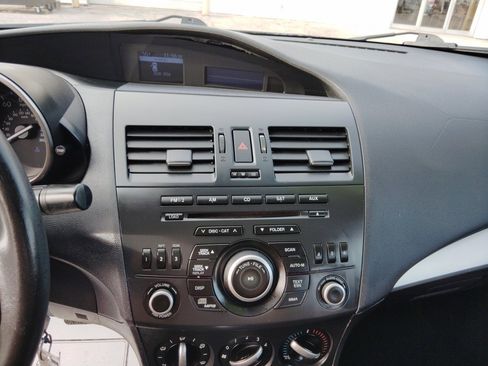 Used 2012 MAZDA MAZDA3 i Touring image 20